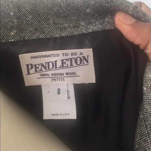 Pendleton Size 8 Charcoal Blazer with Leather trim - Picture 5 of 8